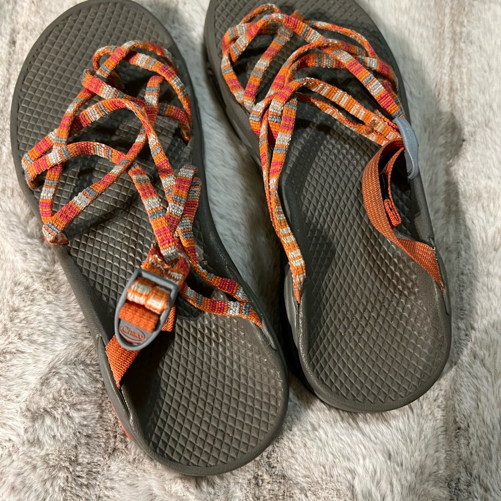 Chaco sandals like new